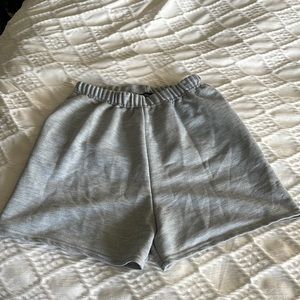 BooHoo comfy high waisted shorts. Size small